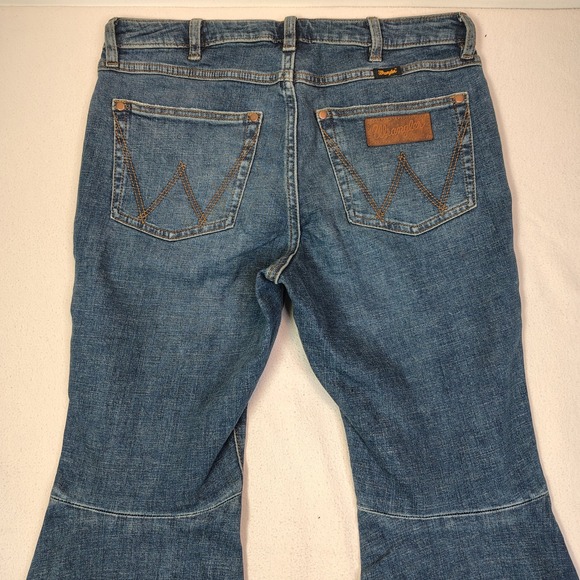 Wrangler High Rise Flare Jeans Womens 30x32 Blue 75th Anniversary Hemp Blend - Picture 10 of 15